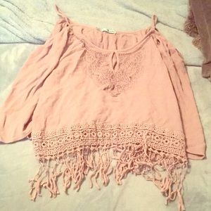 Shoulder cut out shirt